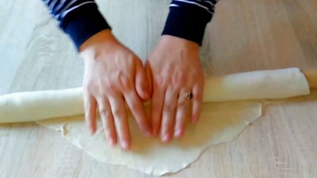 КАТЛАМА!Съедается В Один Миг ! Даже Остыть Не Успеет !Мягкая Слоистая Катлама С Луком И Зеленьно