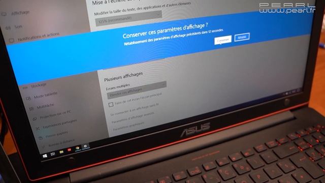 Écran d'ordinateur secondaire ou de smartphone nomade Full HD 15,6" [PEARLTV.FR] смотреть онлайн