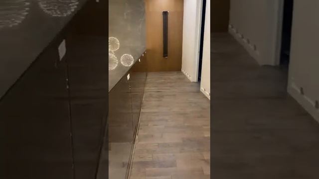 Консольная лестница и перила из стекла