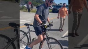 Маразматик на велосипеде