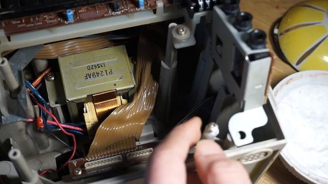 Sharp WF-939Z(S). Ремонт стойки протяжки. смотреть онлайн