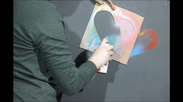 НЕОБЫЧНЫЙ ДИЗАЙН СТЕНЫ: СЕРДЦА. / UNUSUAL WALLPAINTING AND DESIGN: HEARTS.
