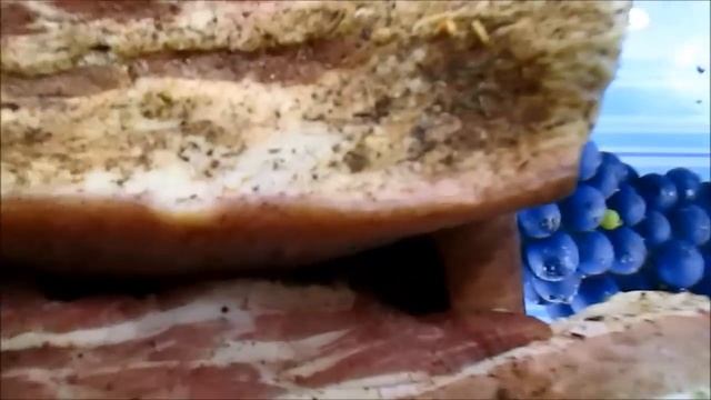 Копчение грудинки. Простая коптилка. Простой способ горячего копчения.