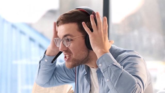 5 Must Have WordPress plugins (ESSENTIAL for all Blogs & Websites) смотреть онлайн