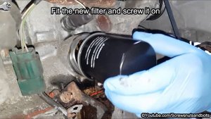 Engine Oil and Oil Filter Change - Nissan Micra K12