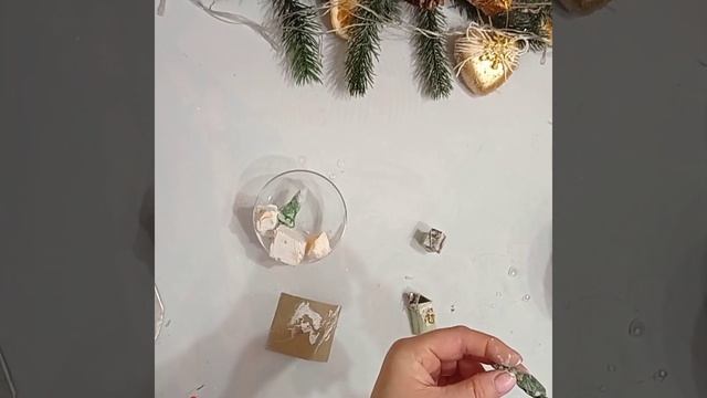 Рождественская сказка в ёлочной игрушке / поделки /декор пластиковой игрушки/ переделки / смотреть онлайн