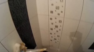 Ремонт ванны комнаты укладка кафельной плитки декор в ванной