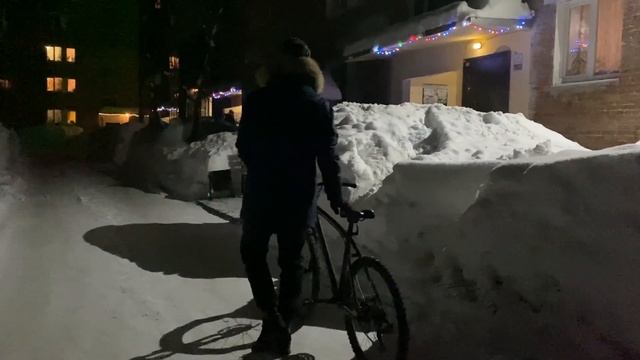 ЖЁСТКАЯ ЗАРУБА НА НАКАЗАНИЕ/ЧУТЬ НЕ СЛОМАЛ НОГУ! ЖЕСТЬ!/ВЫГОНЯЮТ ИЗ ПОДЪЕЗДА! смотреть онлайн