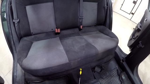 Как снять передние/задние сидения Opel Astra 2004-2014 год
