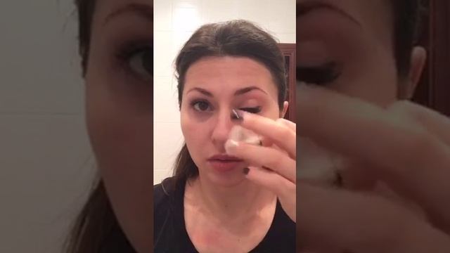 Как правильно и быстро снять макияж. Всех с Новым годом! смотреть онлайн