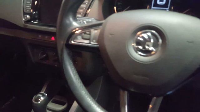 151D11412 - 2015 Skoda Fabia C AMB. 1.4TDI 90HP DSG 4 смотреть онлайн