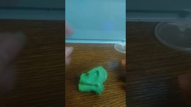 Слайм из легкого пластилина , очень кликающий , сделает каждый!! смотреть онлайн