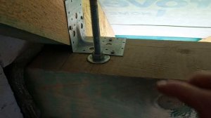 Закрываю проем между стропильной системой и мауэрлатом. Монтаж ветровой защиты. Мауэрлат утепление.