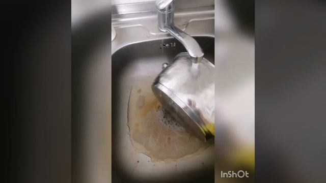 Быстро отмыть кастрюлю

#отмытьплитулегко #отмытьжир #отмытьлегко
