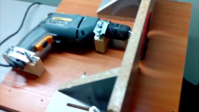 Вторая жизнь старой дрели или шлифовальный станок своими руками смотреть онлайн