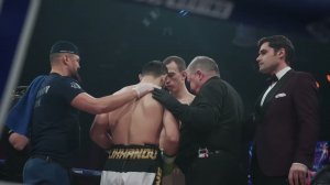 Заур Абдуллаев победил Роджера Гутьерреса в Екатеринбурге на турнире RCC Boxing Promotions