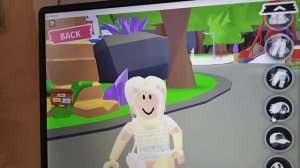 как сделать голову прозрачный в адопте