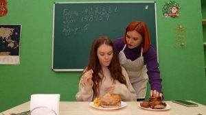 ПРОБУЕМ ШКОЛЬНУЮ ЕДУ ИЗ РАЗНЫХ СТРАН!