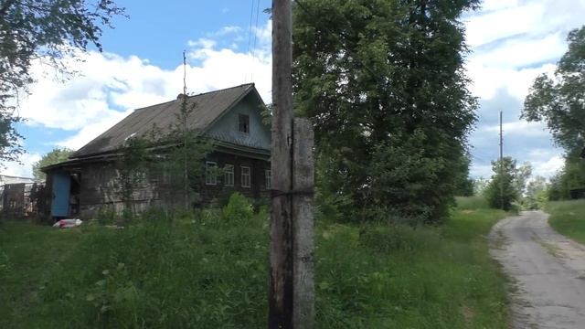 Деревня с необычным названием. Жизнь в деревне. Деревня в глубинке. Заброшенные дома в деревне.