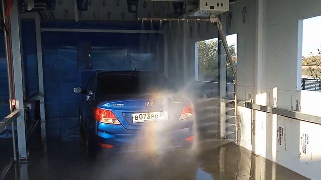 Автоматическая бесконтактная портальная мойка для легкового транспорта. Первое тестирование.