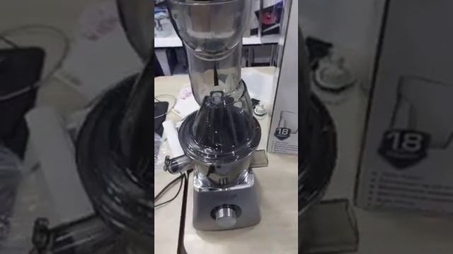 Шнековая соковыжималка Arshia.