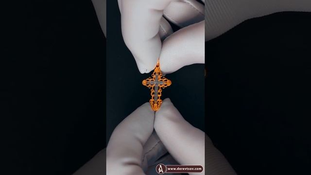 Крест женский нательный (серебряный с фианитами) - Распятие Иисуса Христа с молитвой (арт 21112-259