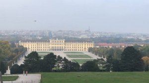 ЗАДУМАЙТЕСЬ О ЖИЗНИ. ВЕНА. ПАРК ШЁНБРУНН. АВСТРИЯ.