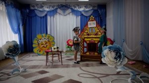 Спектакль в подготовительной группе "Заяц портной" Театральная неделя.