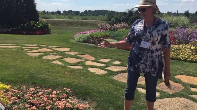 Scheiderer Farms Tour of Fourstar Greenhouse Display Gardens. смотреть онлайн