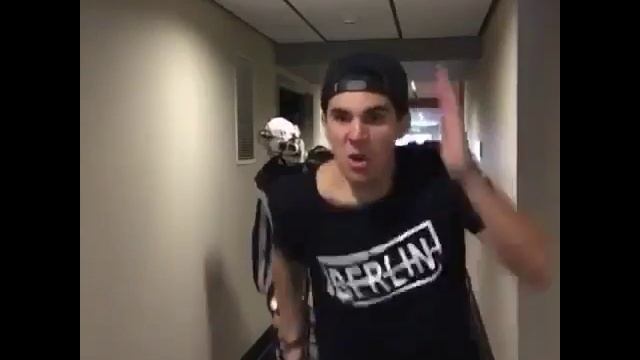 Когда во сне хочешь убежать смотреть онлайн