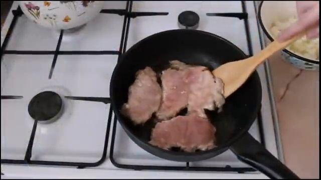 Как пожарить вкусную картошку с мясом смотреть онлайн