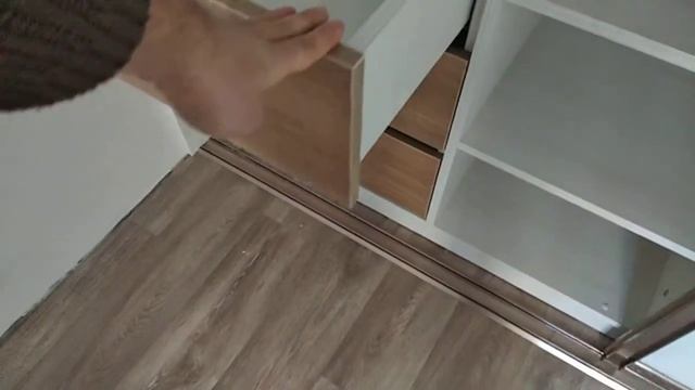 Шкафа-купе, стекло лакобель. Обзор шкафа-купе. Мебель на заказ Николаев.