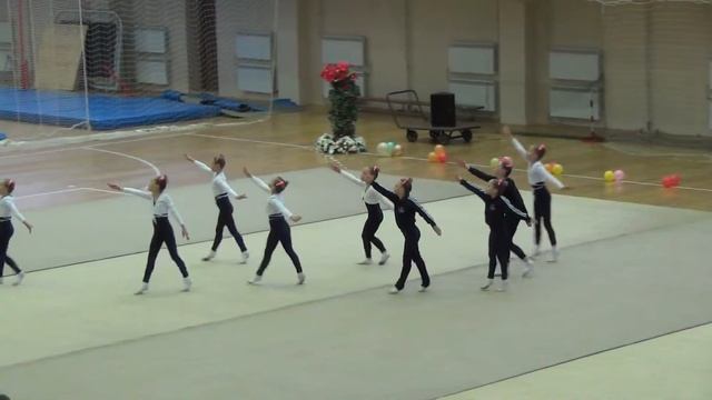 "Первые шаги" Разминка. София 8-10 лет. смотреть онлайн