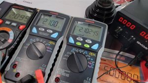 SANWA PC7000 Multimeter Review & Teardown!