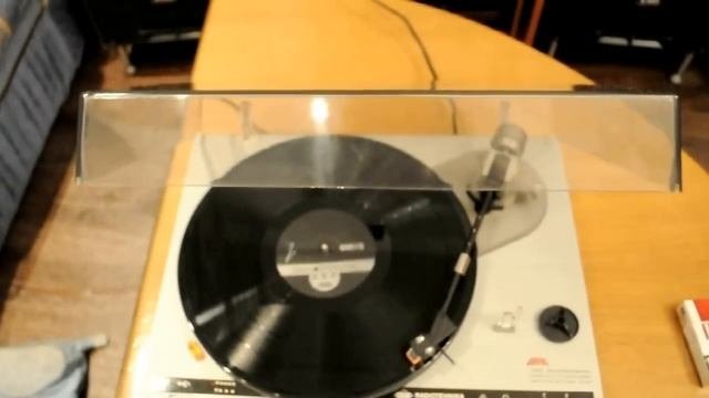 Проигрыватель Ария-102  Turntable Arija-102