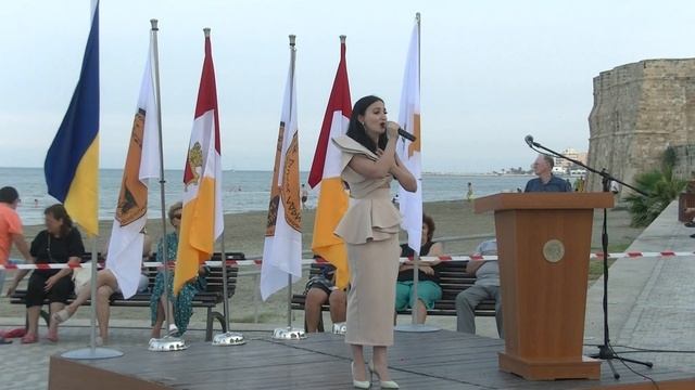 В Ларнаке исполнили гимн Одессы смотреть онлайн