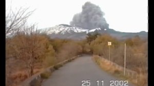 LA PIU' GRANDE ERUZIONE DEL VULCANO ETNA - BIGGEST VOLCANO ETNA ERUPTIONB -