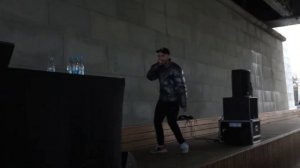 Хаски - Панелька \ Live \ Исполнение В Живую Рэпера Хаски