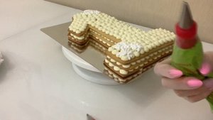 Торт-Цифра! Торт на 1 сентября! Торт Единичка с ромашками! Красивый торт!