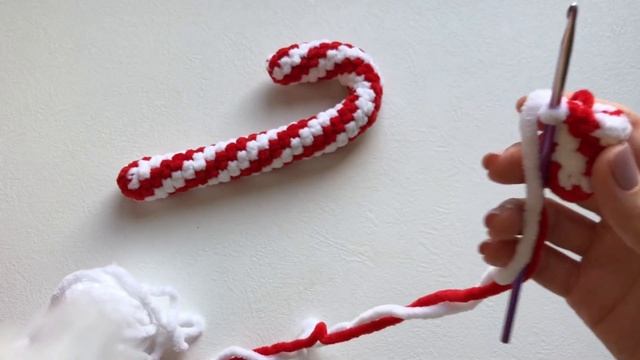 Вязаный леденец. Карамелька крючком. Мастер-класс смотреть онлайн