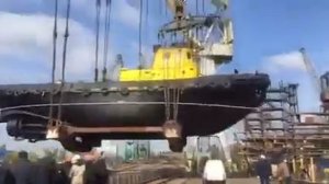 Спуск на воду буксира "Руслан"