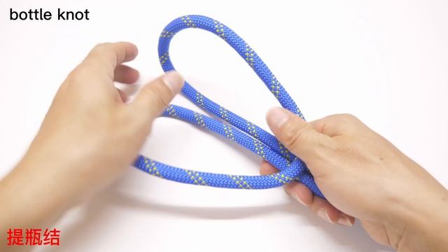 简单实用的提瓶结、安全牢靠。 смотреть онлайн