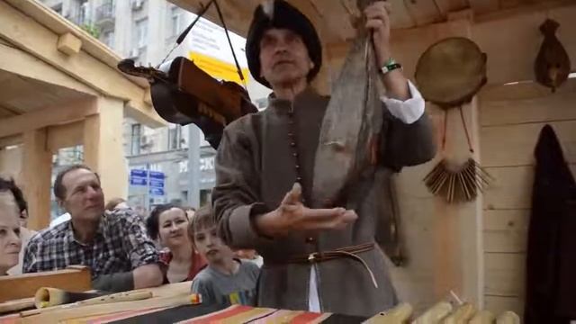 Как звучат старинные музыкальные инструменты.