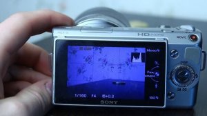 Sony Alpha NEX-5 - лучшая б/у беззеркалка