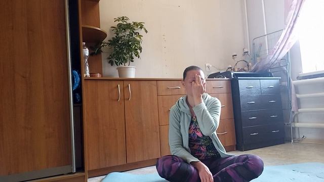 Нади Шодхана пранаяма-избавляемся от стресса смотреть онлайн