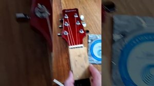 замена порожка на гитаре