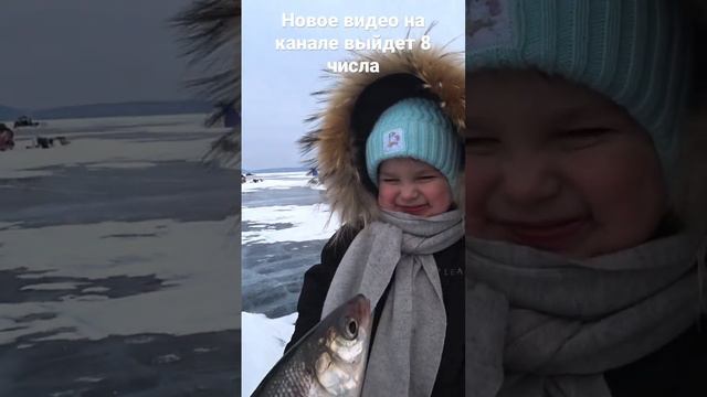 ВОТ ЭТО ЗВЕРЬ! ЗИМНЯЯ РЫБАЛКА НА БАЙКАЛЕ! смотреть онлайн