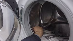 Стиральная машина HOTPOINTARISTON VMSG 722 ST B