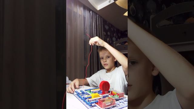 собрал радио из знатока? (основы звука)