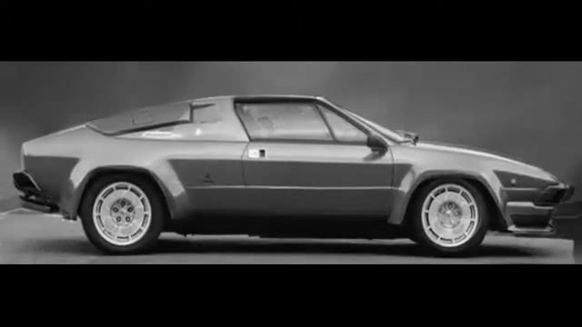 Эволюция машин Lamborghini.